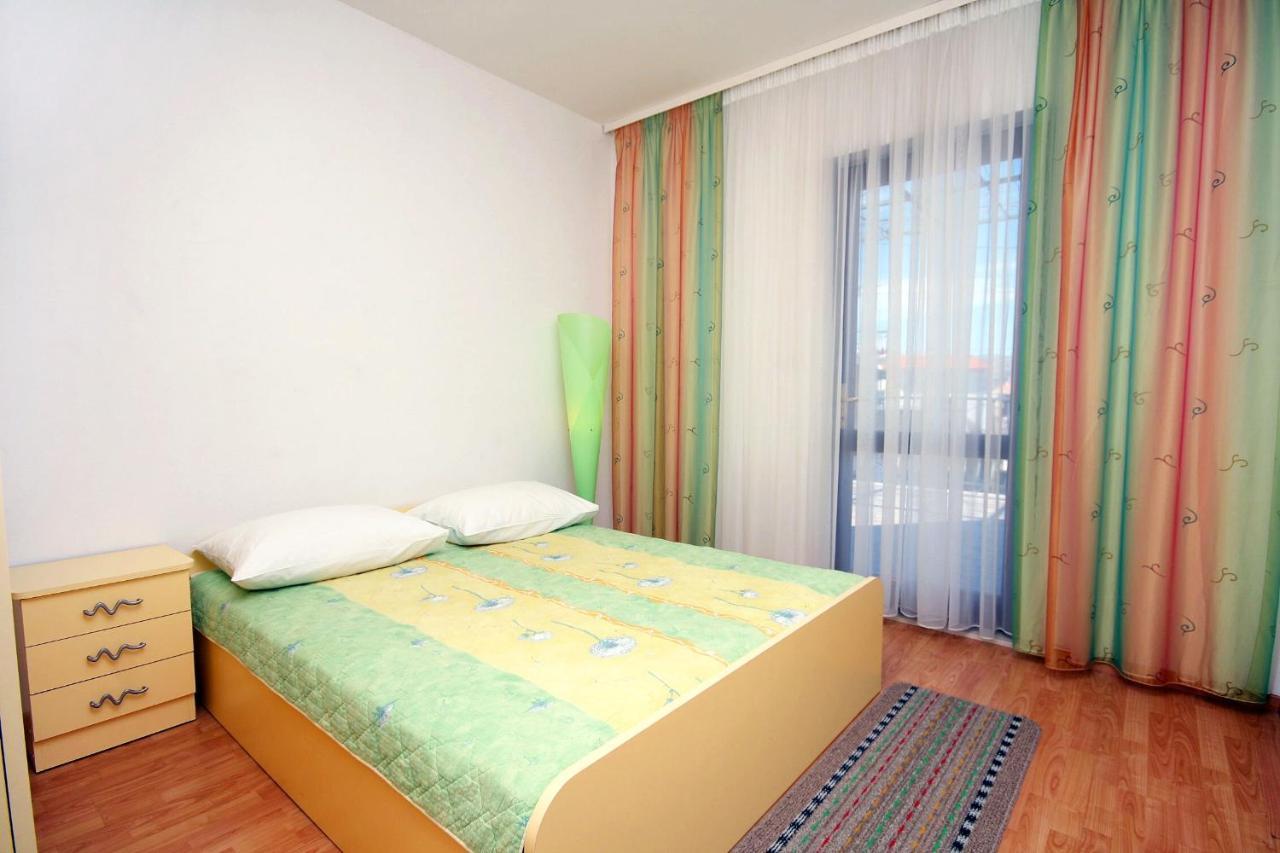Apartments By The Sea Mastrinka, Ciovo - 4836 Трогир Экстерьер фото