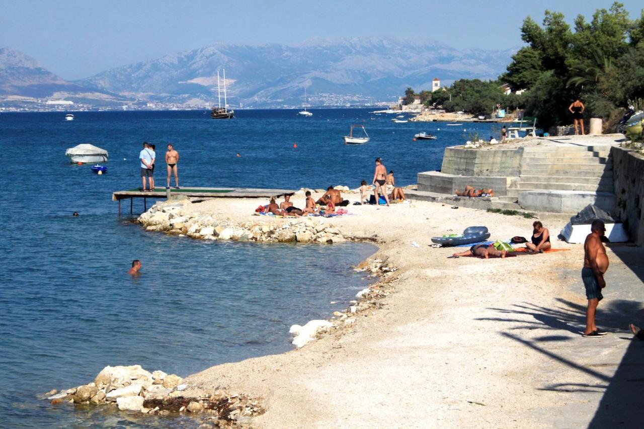Apartments By The Sea Mastrinka, Ciovo - 4836 Трогир Экстерьер фото
